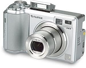 FujiFilm FinePix E550 [6MP, 4-fach opt. Zoom, 2"] silber verkaufen